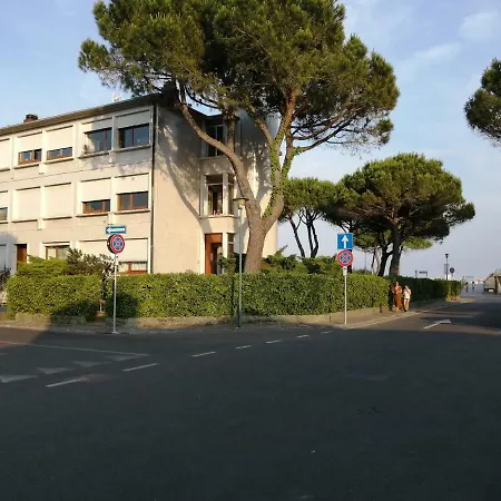 Il Mare Finestra Apartman *